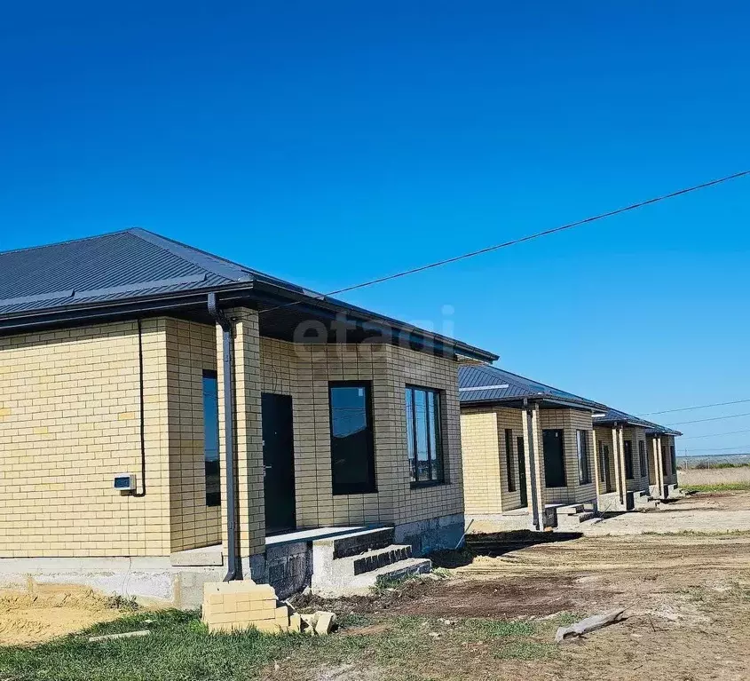 Дом в Ставропольский край, Михайловск Шпаковский район, ул. Александра ... - Фото 2