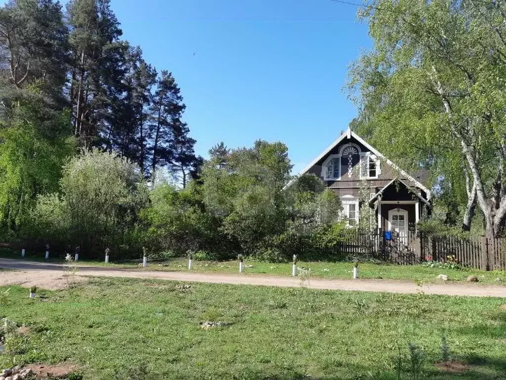 Дом в Псковская область, Пушкиногорье городское поселение, д. Савкино ... - Фото 1