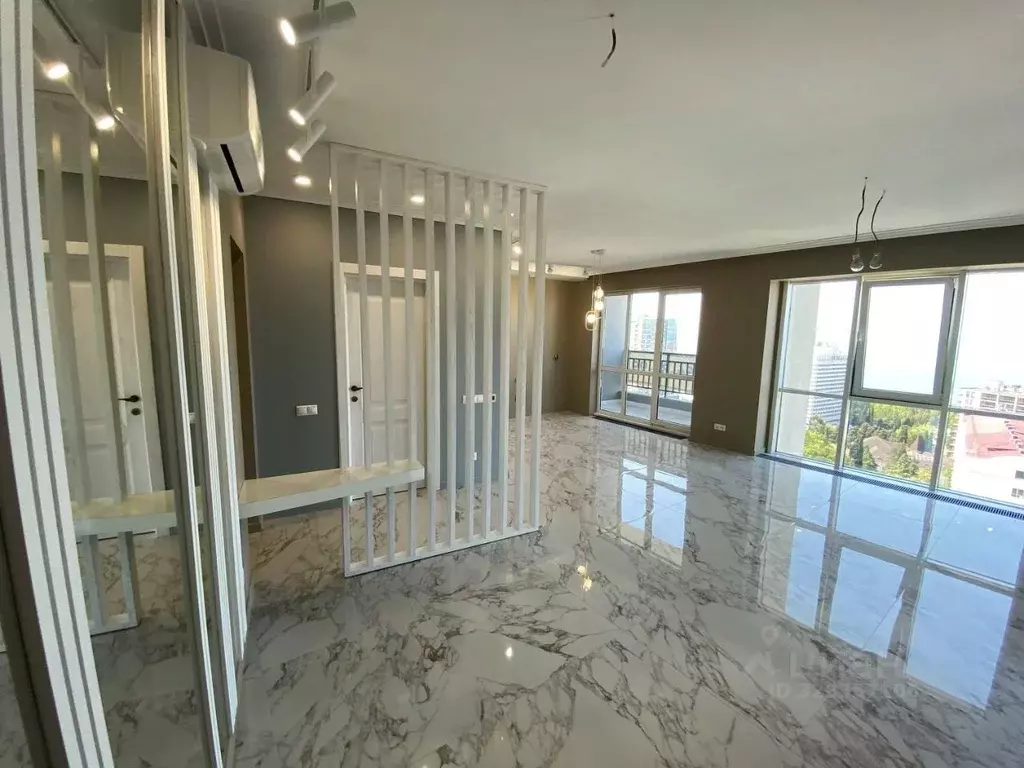 3-к кв. Краснодарский край, Сочи Светлана мкр, ул. Депутатская, 10 ... - Фото 1