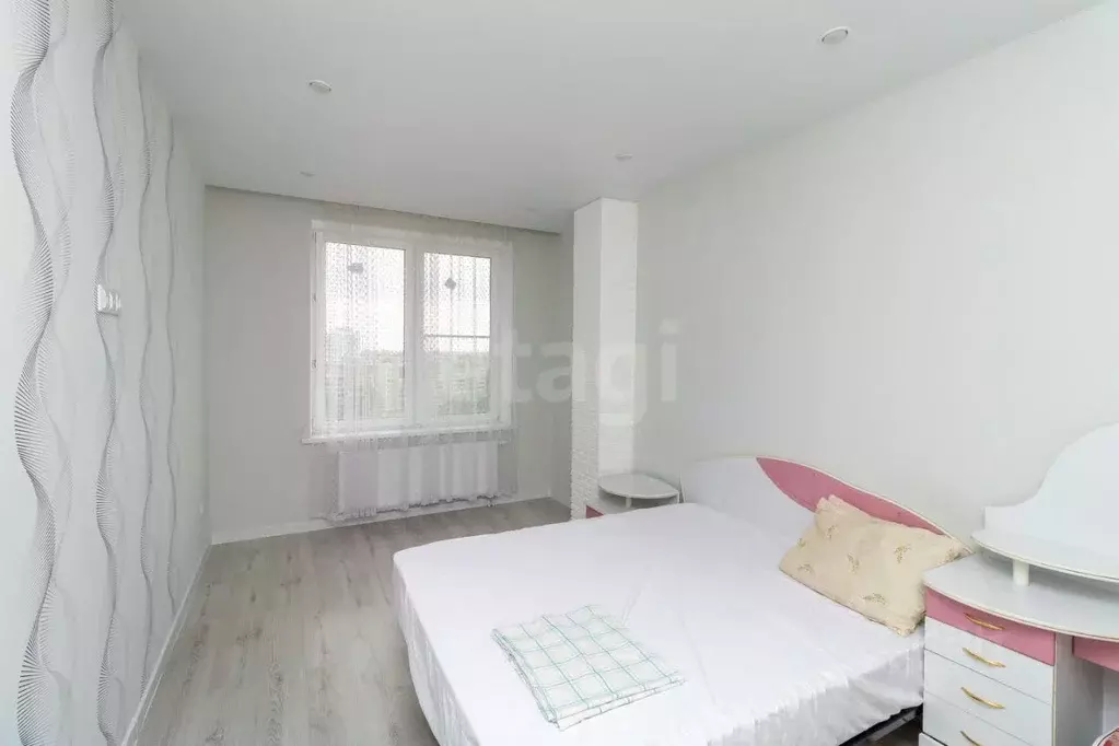 1-к кв. Тюменская область, Тюмень ул. Ветеранов Труда, 9Ак2 (63.2 м) - Фото 1