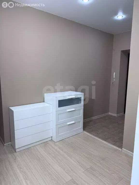 2-комнатная квартира: Тюмень, Линейная улица, 15 (68 м) - Фото 1