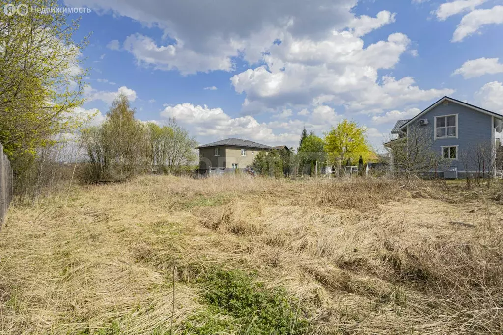 Участок в Наро-Фоминский городской округ, деревня Хлопово (14.929999 ... - Фото 1