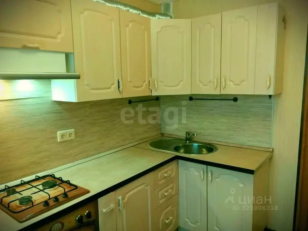 3-к кв. Ленинградская область, Отрадное Кировский район, ул. Мира, 2 ... - Фото 2