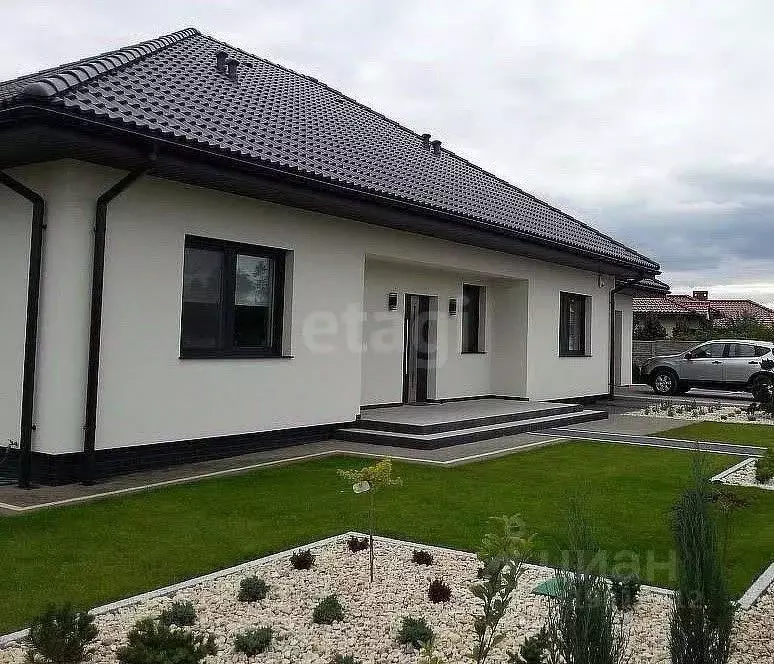 Дом в Курская область, Курский район, Моковский сельсовет, д. Гремячка ... - Фото 0