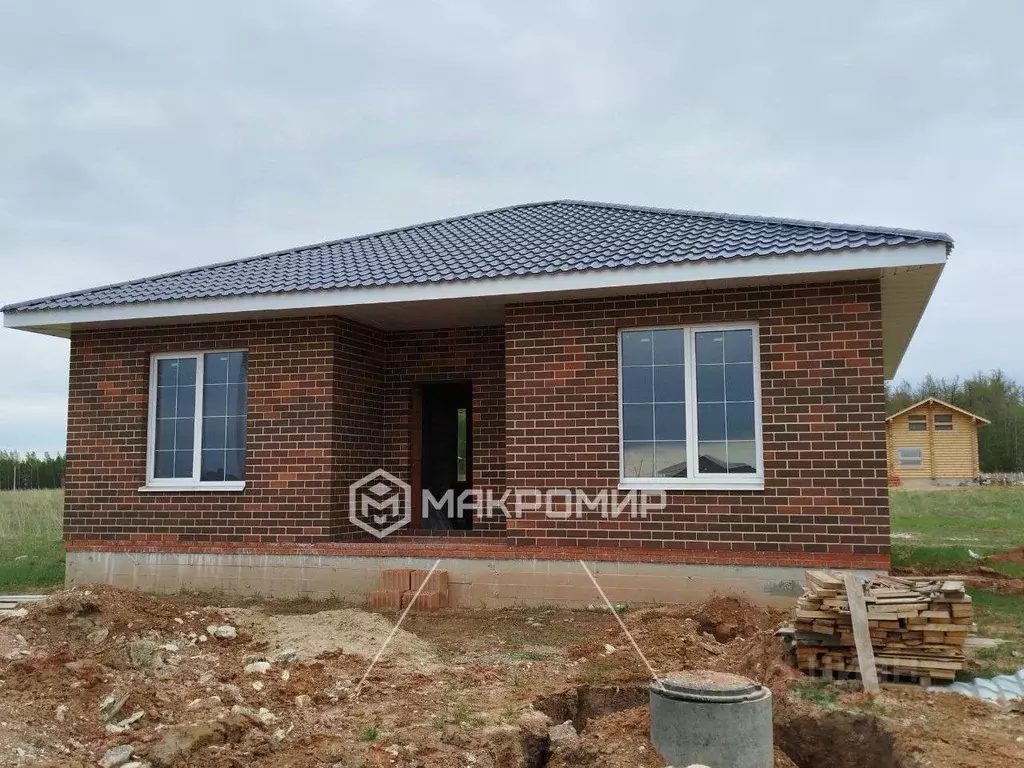 Дом в Татарстан, с. Верхний Услон ул. Туфана Миннуллина, 15 (94 м) - Фото 1