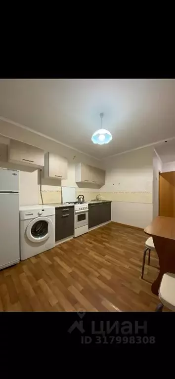 1-к кв. Ростовская область, Батайск ул. Северный Массив, 9 (40.0 м) - Фото 0