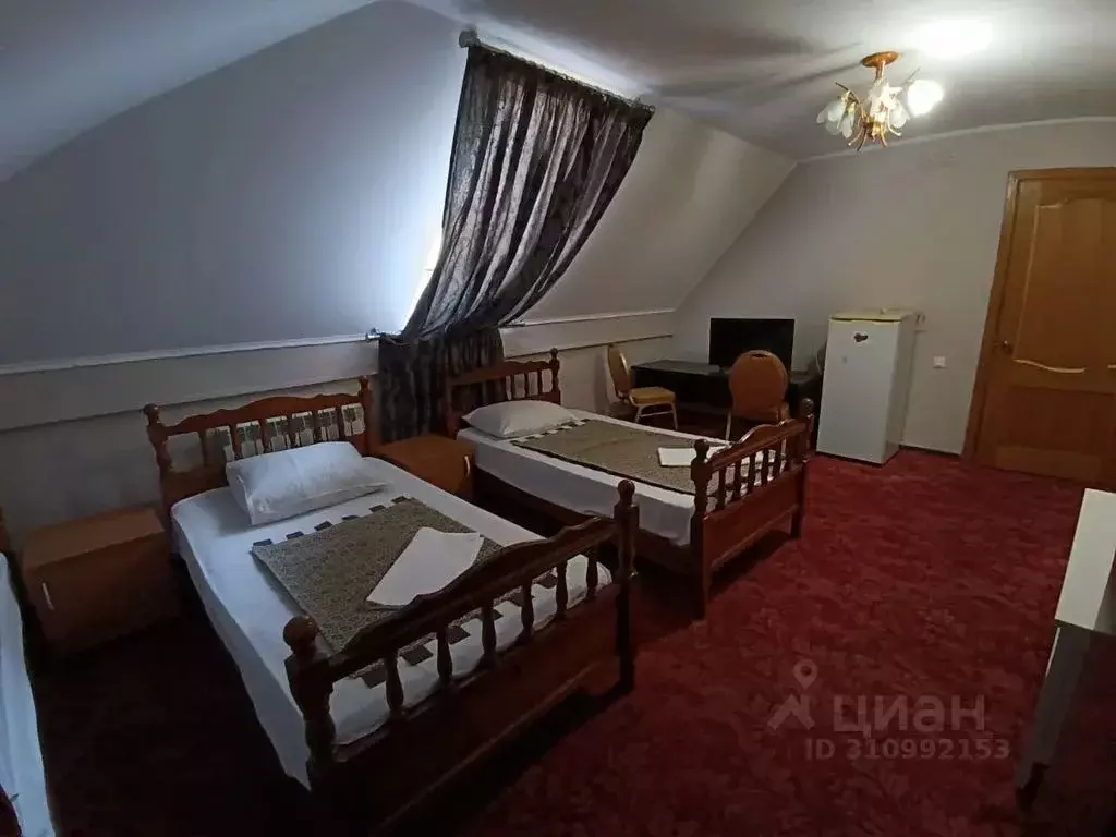 Комната Краснодарский край, Геленджик ул. Толстого, 76 - Фото 1