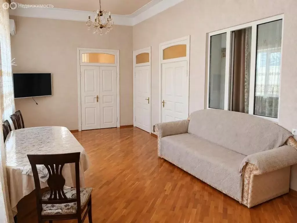 Дом в Махачкала, улица Мусы Карабудагова, 48 (120 м) - Фото 1