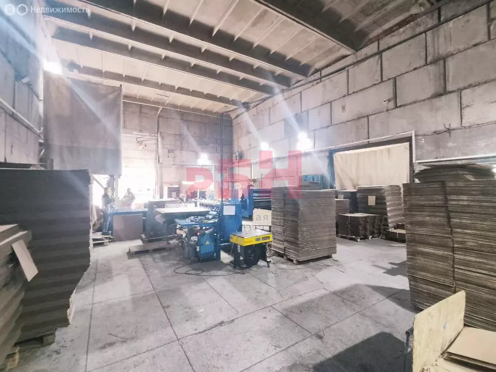 Производственное помещение (302.2 м) - Фото 1