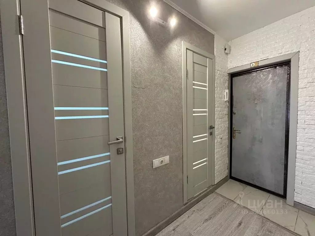 1-к кв. Оренбургская область, Оренбург Салмышская ул., 46/2 (32.2 м) - Фото 2