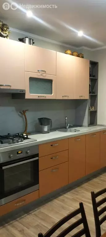 2-комнатная квартира: Энгельс, площадь Свободы, 22 (56 м) - Фото 1