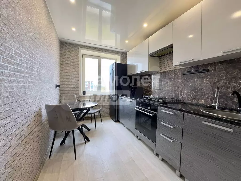 2-к. квартира, 45 м, 9/10 эт. - Фото 0