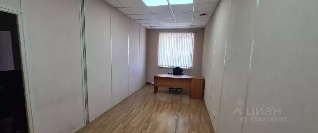 Офис в Свердловская область, Екатеринбург ул. Карьерная, 2 (21 м) - Фото 1