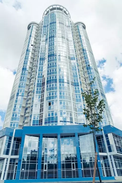 3-к. квартира, 104 м, 19/23 эт. - Фото 0