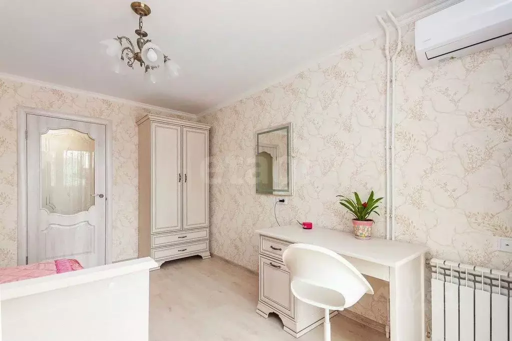 3-к кв. Крым, Раздольное пгт просп. 30-летия Победы, 33 (64.7 м) - Фото 1