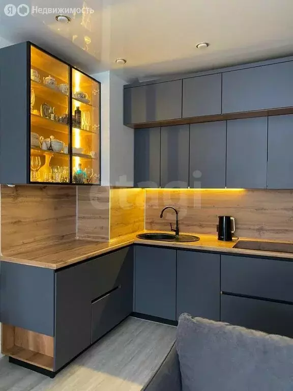 2-комнатная квартира: Тюмень, улица Газовиков, 73 (60.7 м) - Фото 1