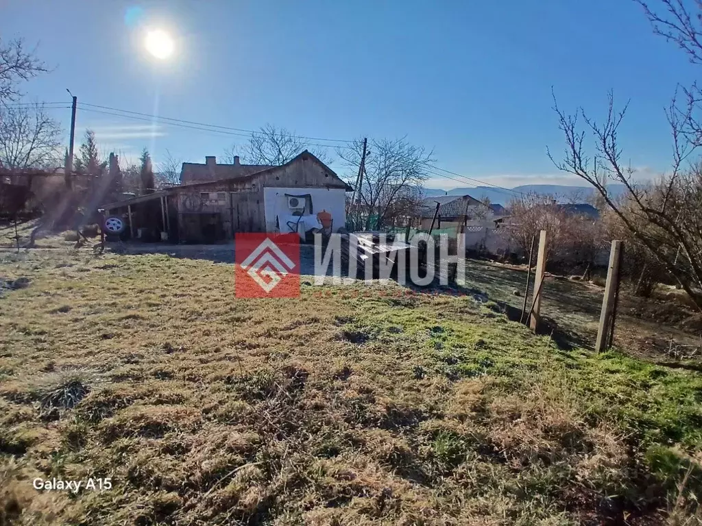 Участок в Севастополь с. Передовое, ул. Приклубная (5.0 сот.) - Фото 0