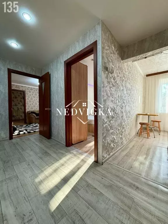Квартира, 3 комнаты, 58.2 м - Фото 1