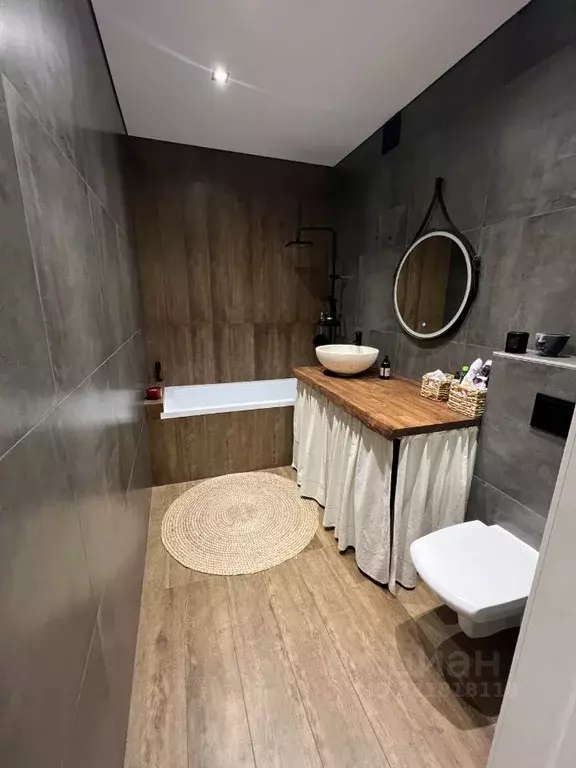 3-к кв. Красноярский край, Красноярск ул. Лесников, 25А (59.0 м) - Фото 0