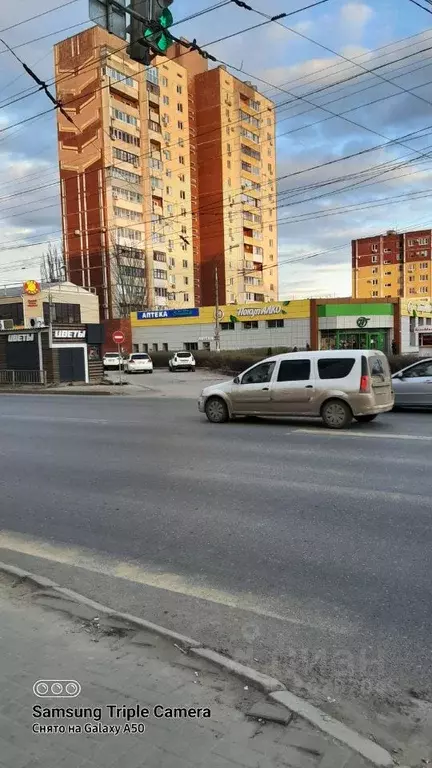 1-к кв. Волгоградская область, Волгоград ул. 8-й Воздушной Армии, 38 ... - Фото 0