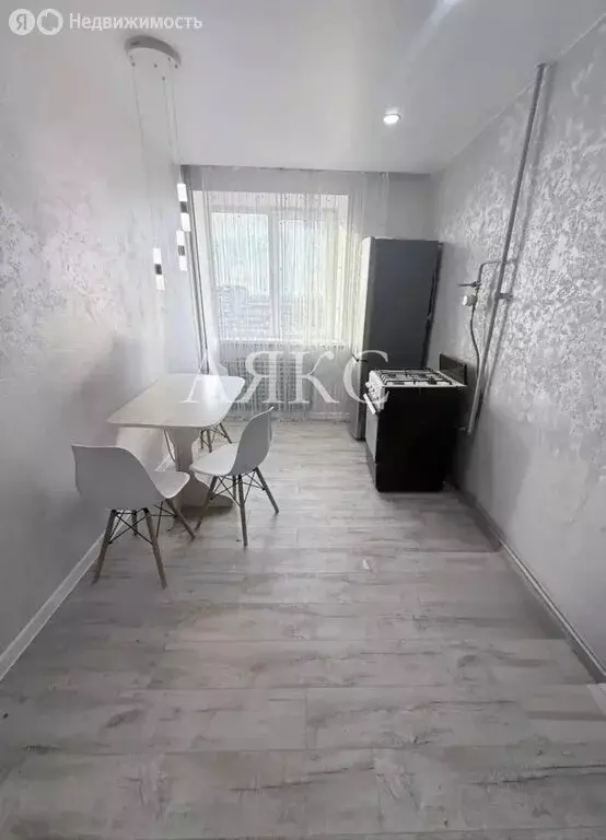 3-комнатная квартира: Ишимбай, улица Докучаева, 4 (72.1 м) - Фото 1