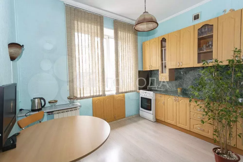 2-к. квартира, 61 м, 2/5 эт. - Фото 0