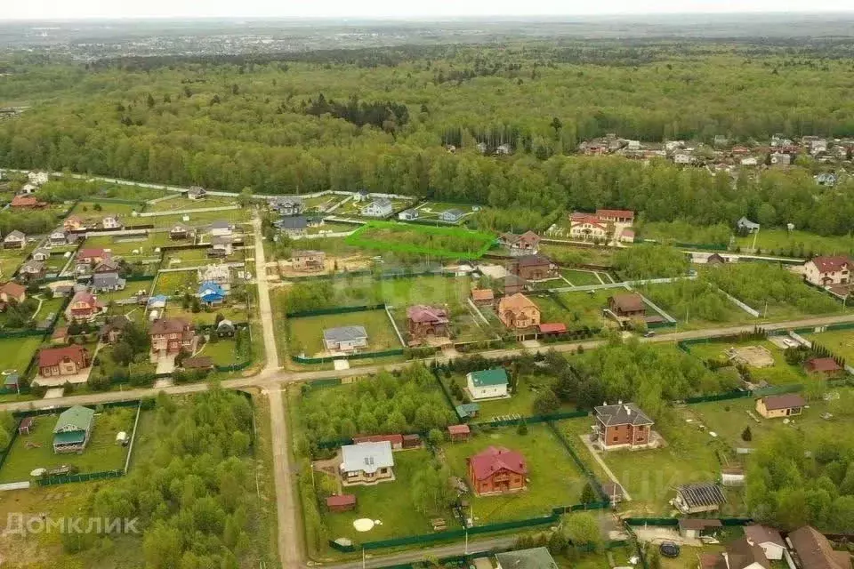 Участок в Калужская область, Совхоз Боровский с/пос, д. Уваровское ул. ... - Фото 1