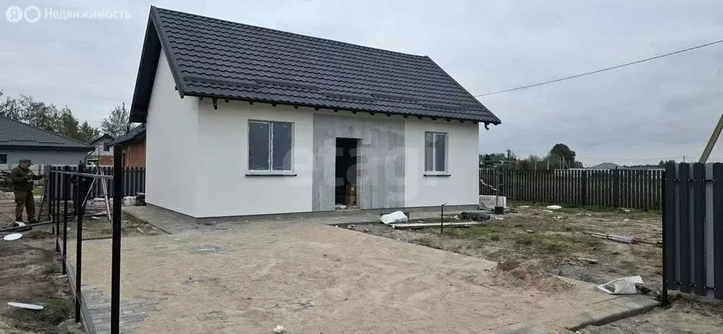 Дом в Калининградская область, Гурьевский муниципальный округ, посёлок ... - Фото 1