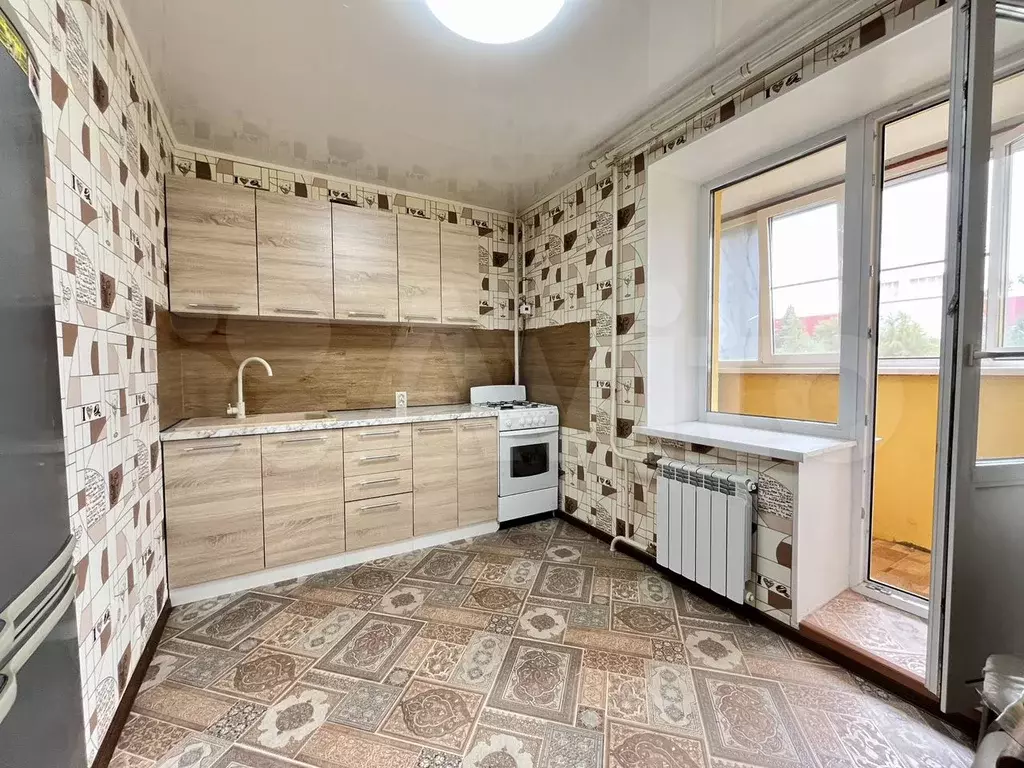 1-к. квартира, 39 м, 2/11 эт. - Фото 0