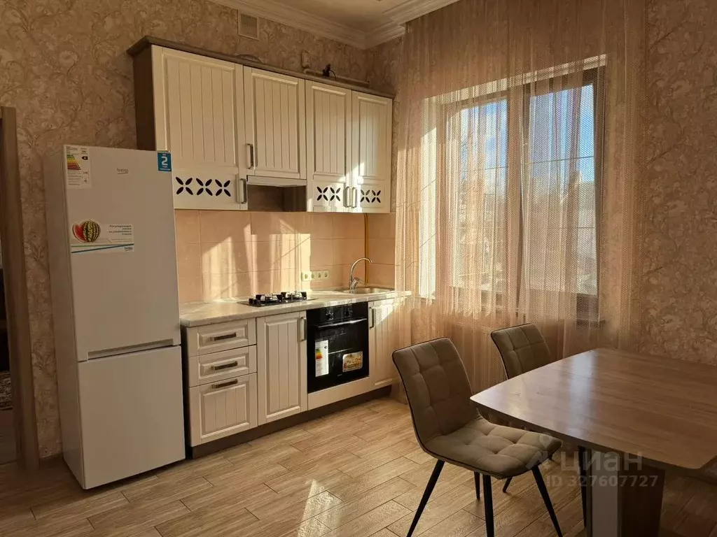 2-к кв. Крым, Симферополь просп. Победы, 107Е (56.0 м) - Фото 2