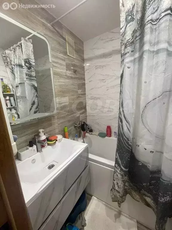 1-комнатная квартира: Курган, улица Криволапова, 19 (36 м) - Фото 1