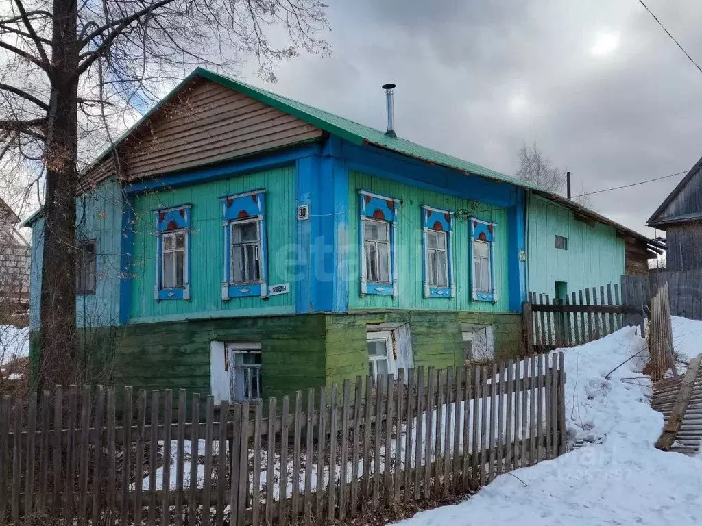 Дом в Пермский край, пос. Ильинский ул. Парковая, 96/38 (50 м) - Фото 0