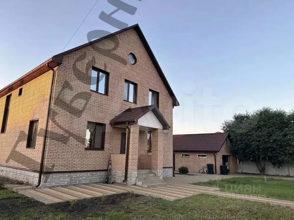 Дом в Белгородская область, Белгородский район, Никольское с/пос, с. ... - Фото 1