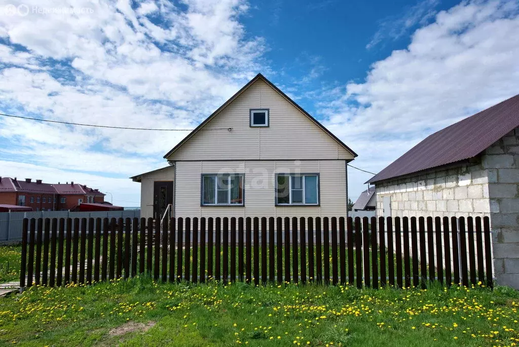 Дом в село Булгаково, улица Калинина (86 м) - Фото 0