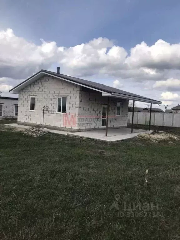Коттедж в Белгородская область, Старооскольский городской округ, с. ... - Фото 1