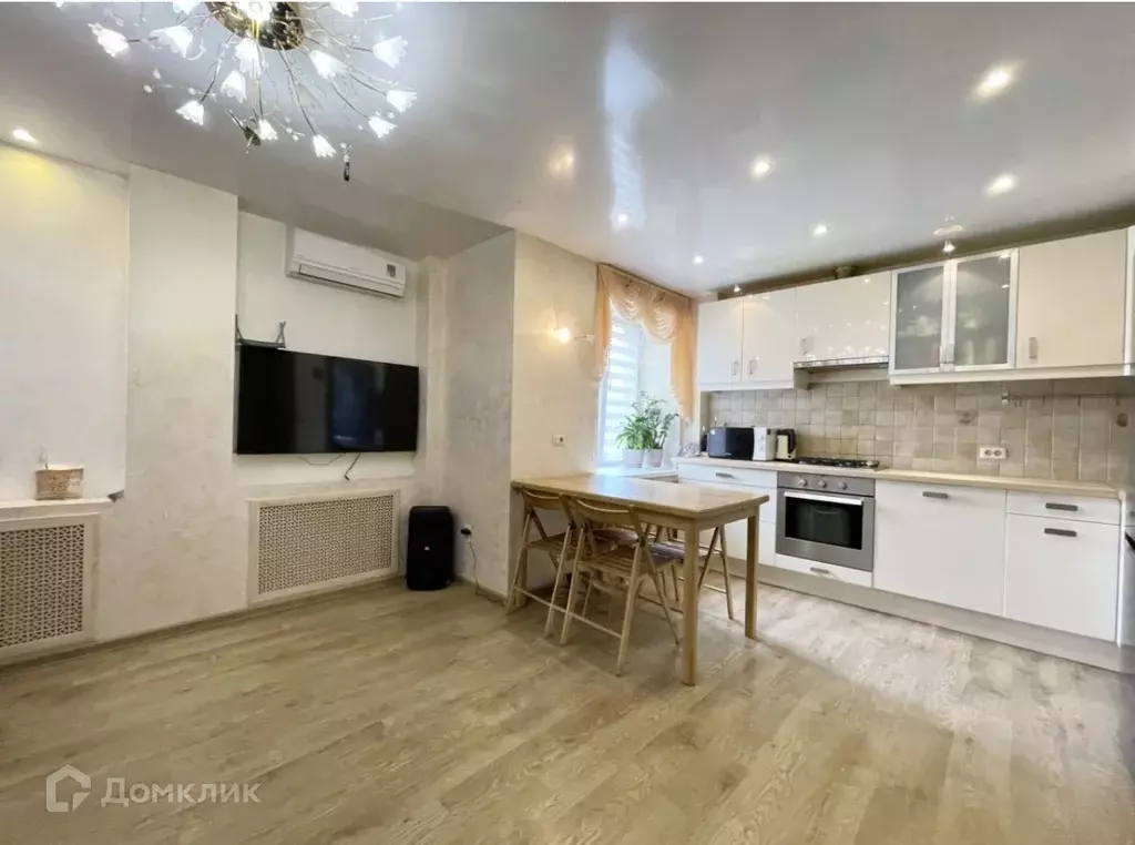 Продаётся 2-к квартира, 56 м - Фото 0