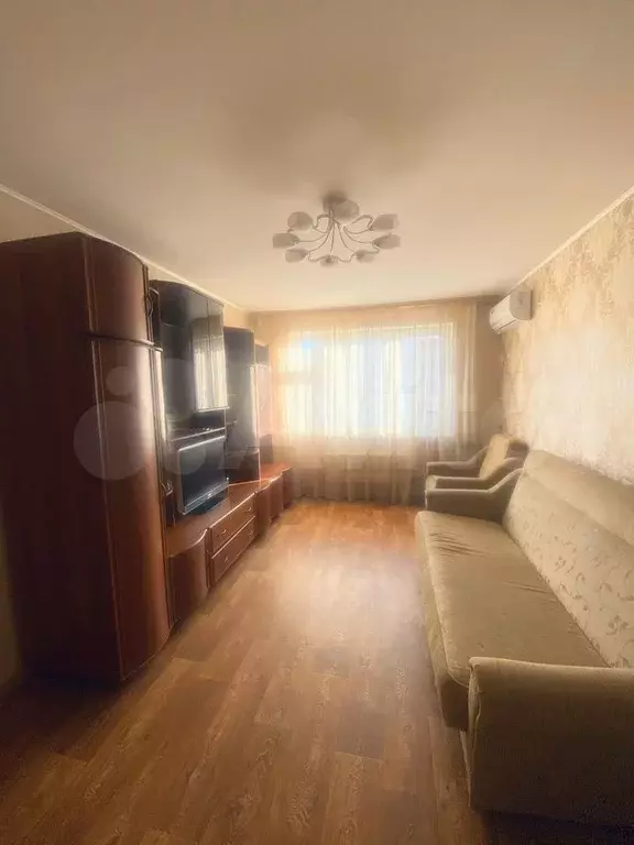 1-к. квартира, 45 м, 12/19 эт. - Фото 1