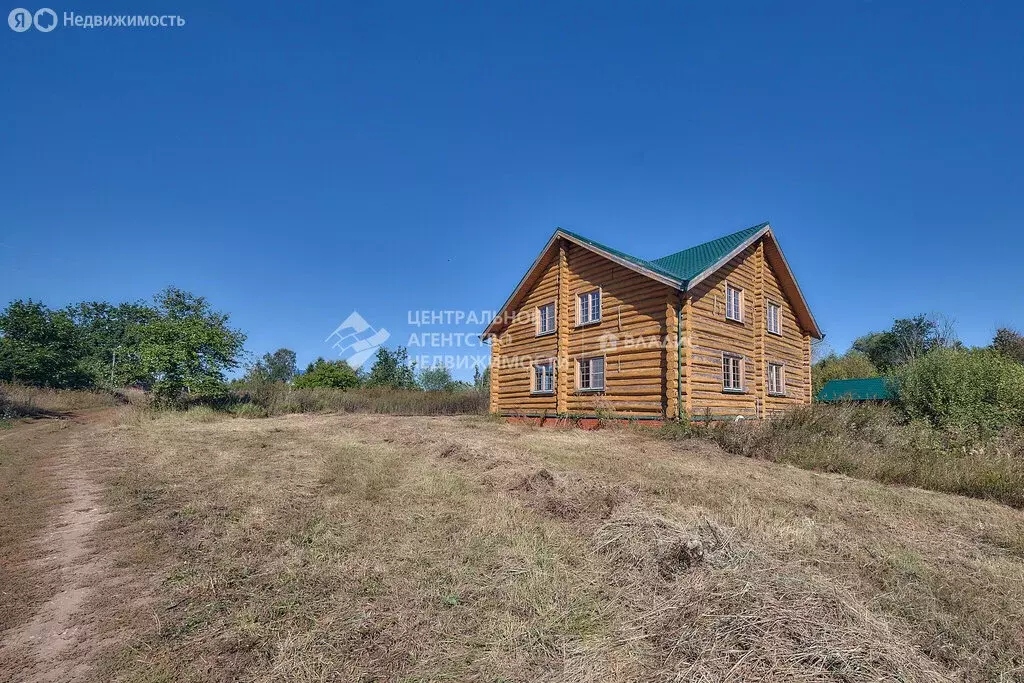 Дом в Пионерское сельское поселение, деревня Сапково, 2 (263 м) - Фото 1