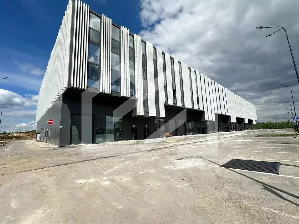 Производственное помещение в Москва № 200 кв-л, 2 (2134 м) - Фото 1