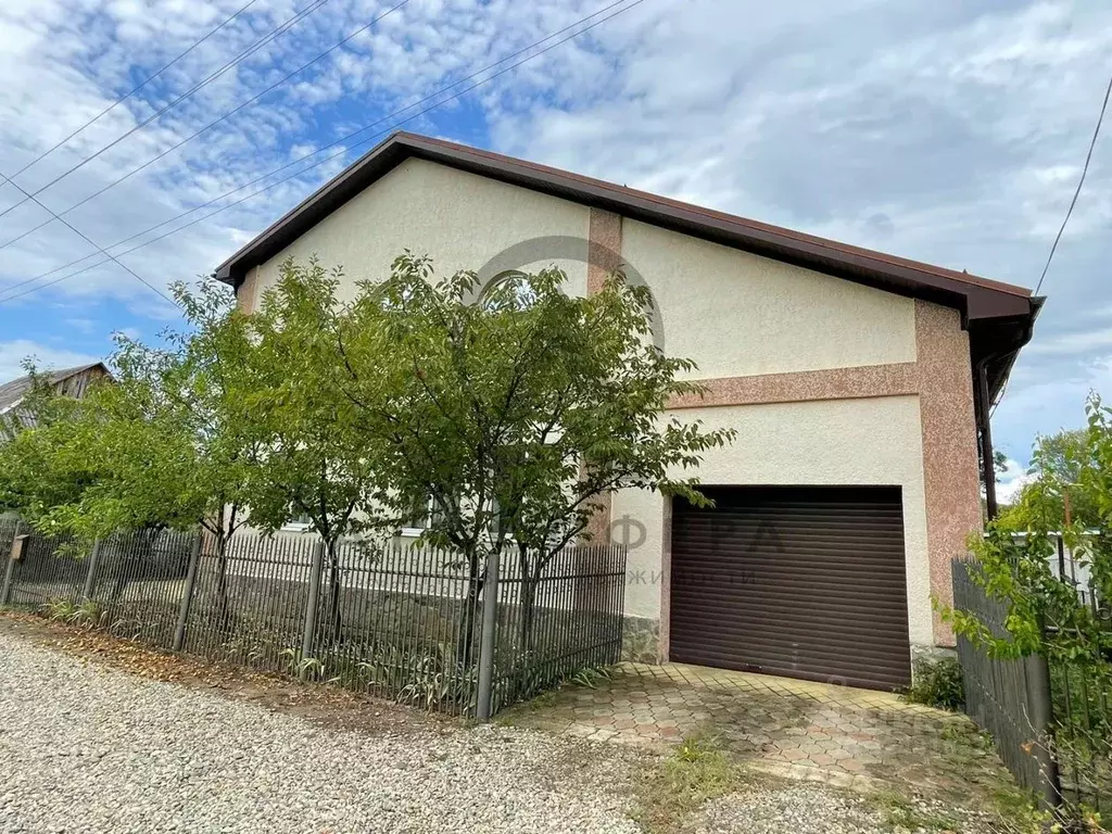 Дом в Краснодарский край, Хадыженск Апшеронский район, Аэродромный ... - Фото 1