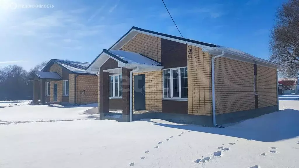 Дом в село Бабяково, Транспортная улица (80 м) - Фото 1