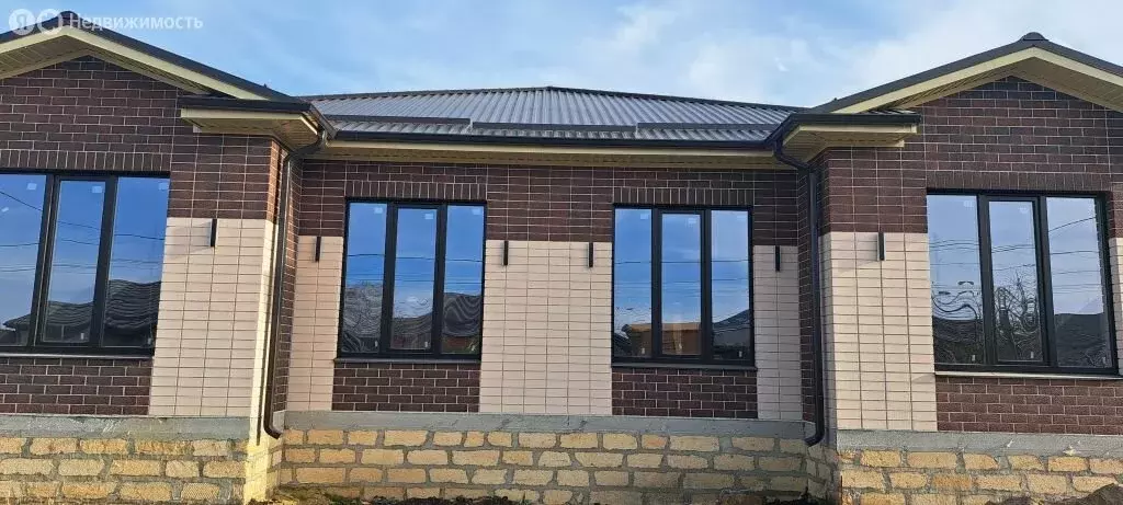 Дом в Михайловск, коттеджный посёлок Адмирал, Головищенская улица (115 ... - Фото 1