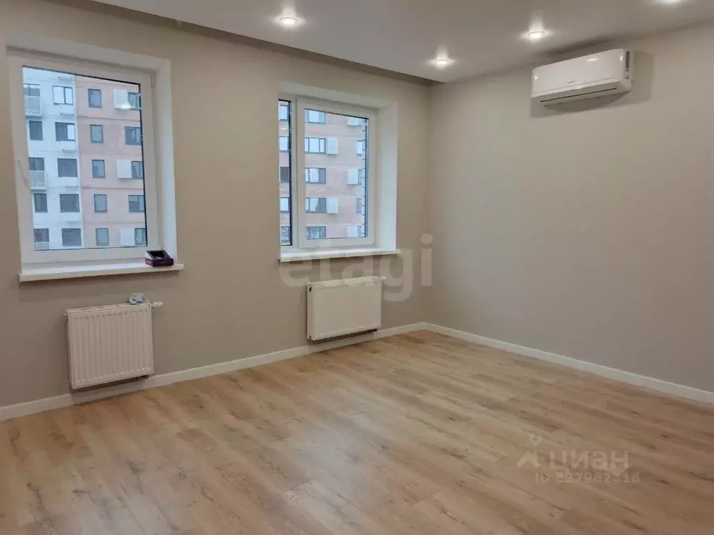 1-к кв. Тюменская область, Тюмень ул. Новоселов, 96 (36.6 м) - Фото 0