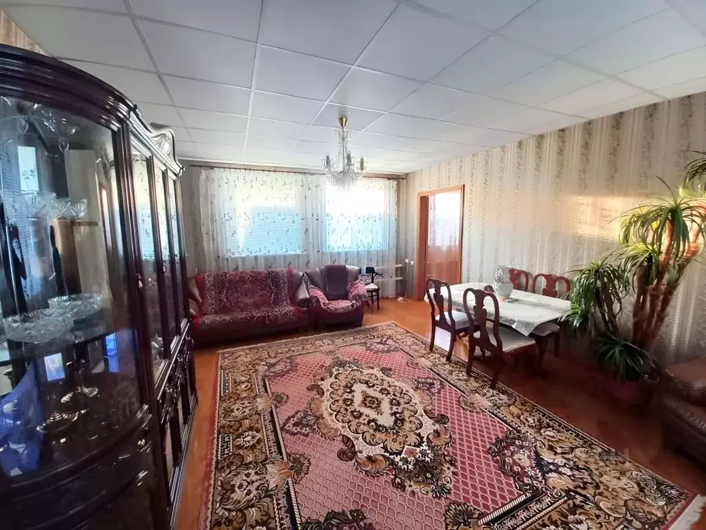 Дом в Саратовская область, Саратов Кооперативная ул., 15 (203 м) - Фото 1