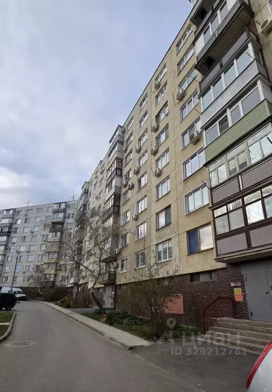 2-к кв. Волгоградская область, Камышин 6-й мкр, 12 (62.0 м) - Фото 1