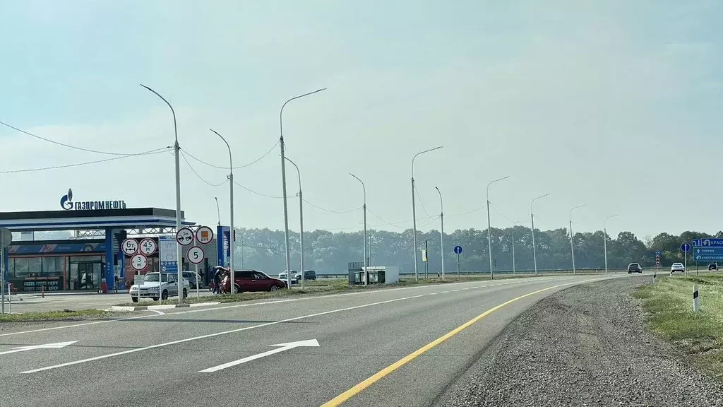 Участок в Краснодарский край, Славянский район А-289, 85-й км (69.0 ... - Фото 1