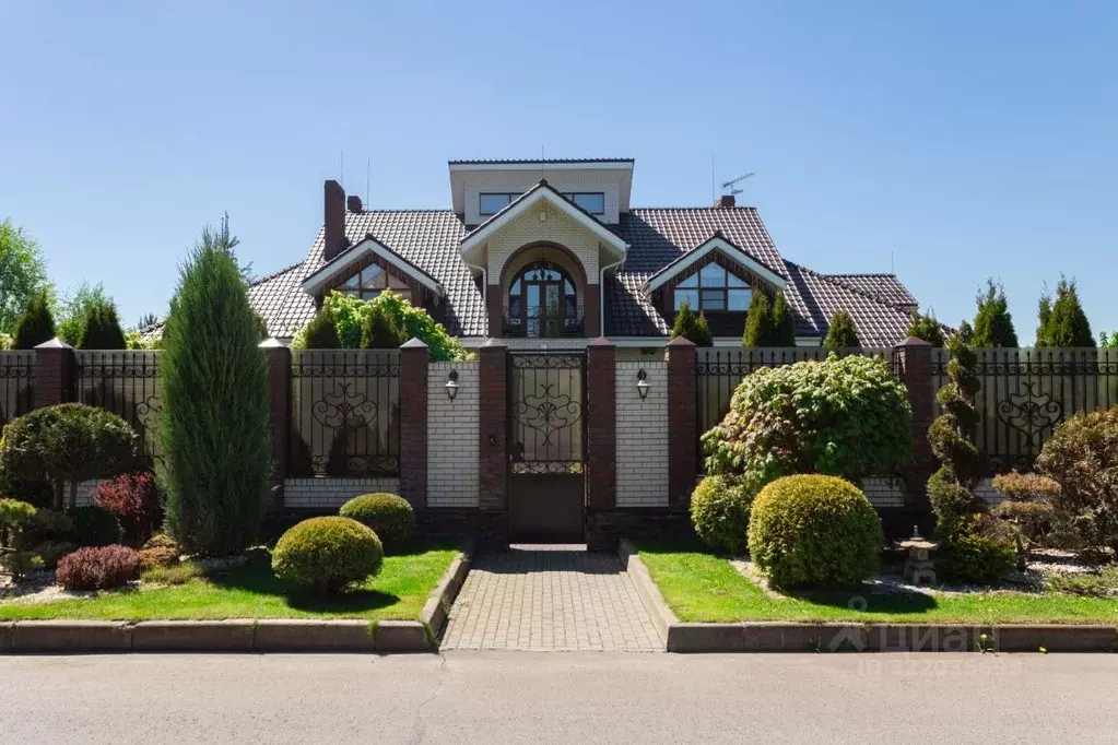 Коттедж в Москва д. Зименки, Антоновка кп, ул. Садовая, 18 (860 м) - Фото 1