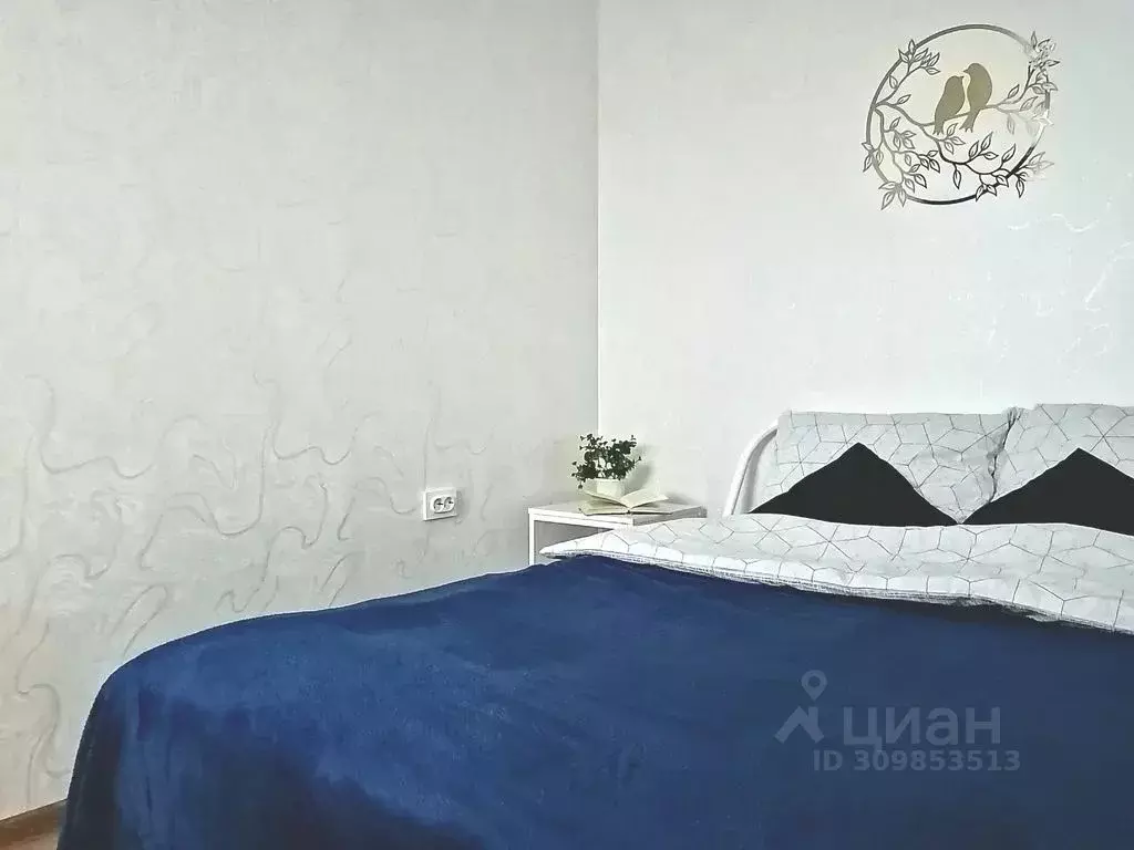 3-к кв. Тюменская область, Тобольск ул. Семена Ремезова, 3 (62.0 м) - Фото 0