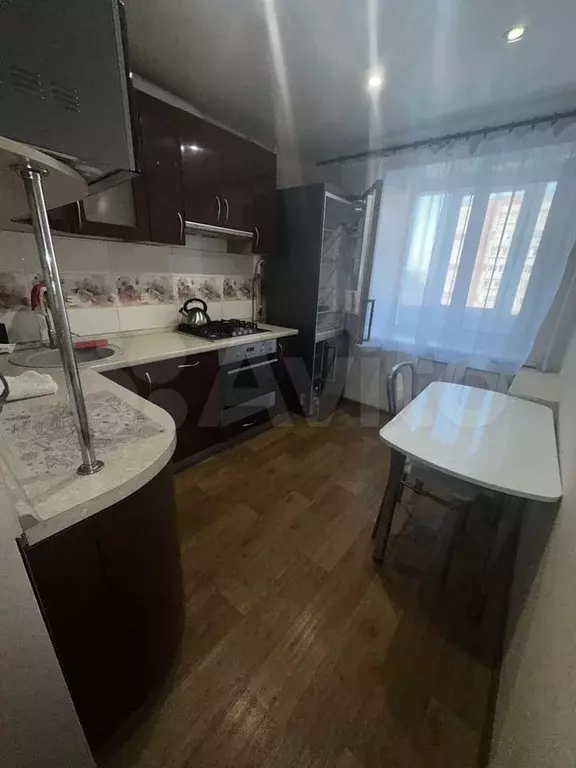 2-к. квартира, 54 м, 4/9 эт. - Фото 1