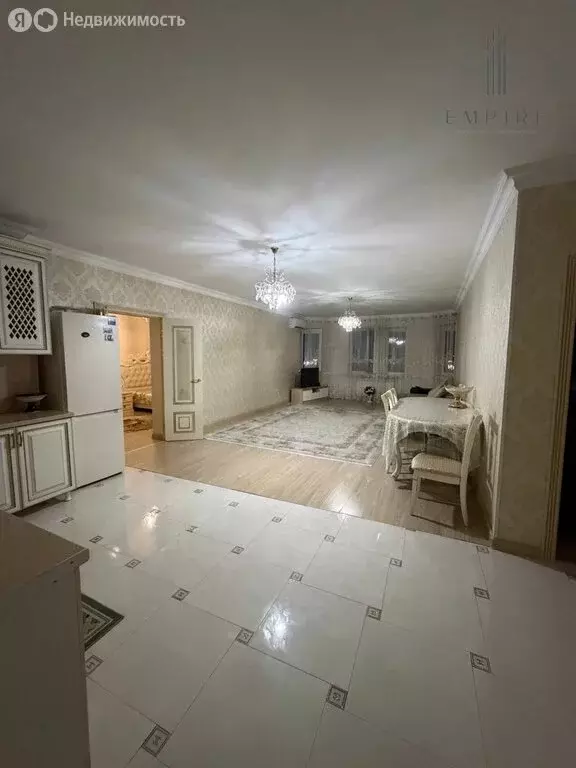 2-комнатная квартира: Грозный, улица Сайханова, 22А (72.7 м) - Фото 1